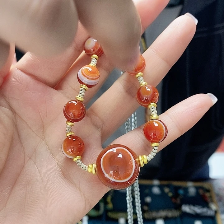 玛瑙/玉髓颈饰合金