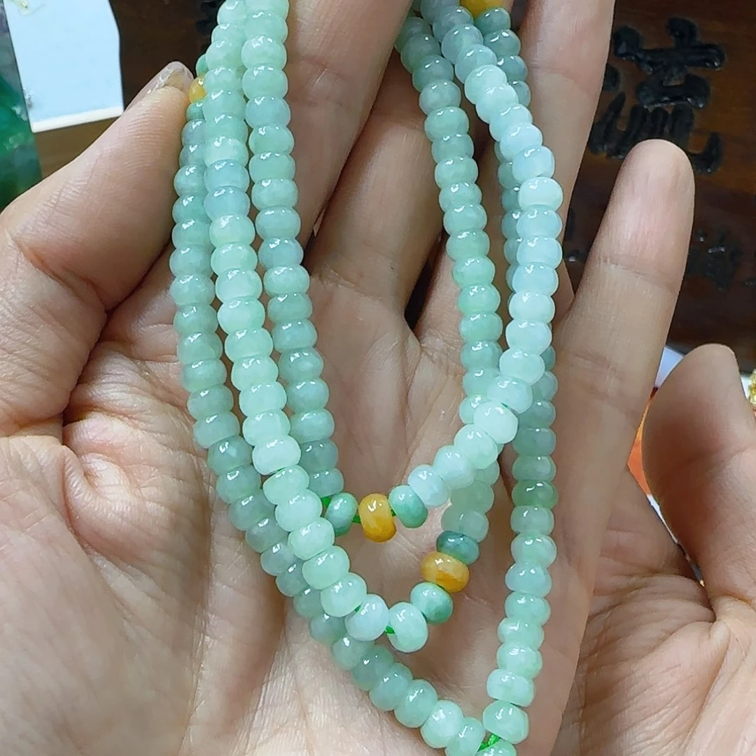 翡翠颈饰未镶嵌翡翠185