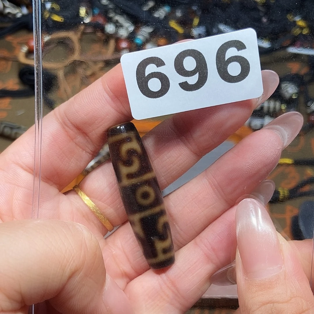 玛瑙/玉髓颈饰未镶嵌一*士