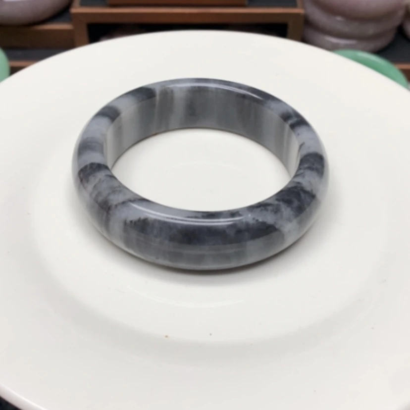 【闪购商品】未镶嵌手镯石英岩玉60