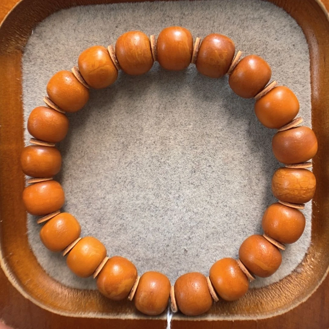 未镶嵌蜜蜡手串蜜蜡