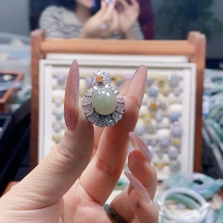 翡翠未镶嵌颈饰天然翡翠Ａ货