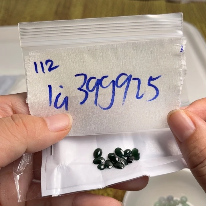 定制翡翠未镶嵌不退