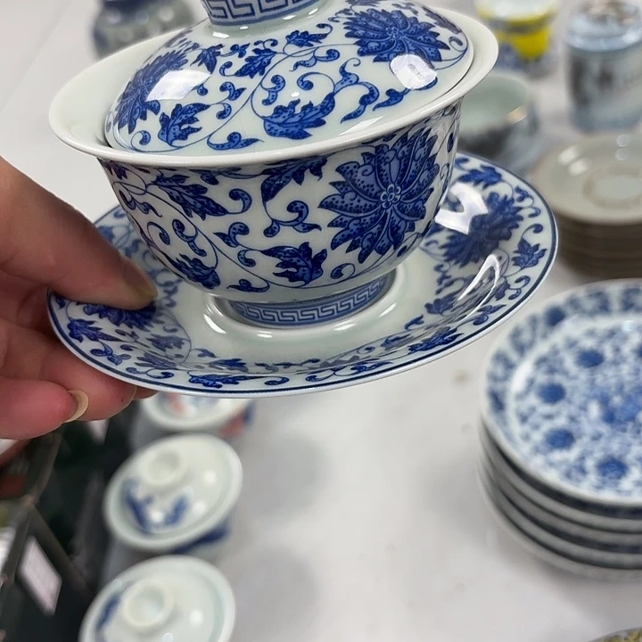 瓷片青花缠枝莲三才元宝盖碗景德镇