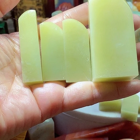 青田石明*台青田石青田石