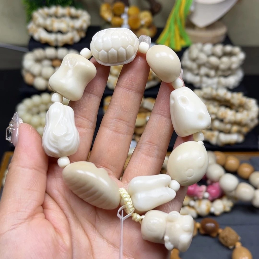菩提根/象牙果吊坠2.18.109微瑕全家福