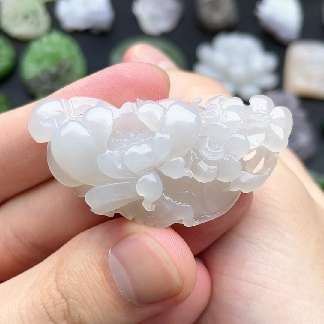 【闪购商品】颈饰未镶嵌和田玉