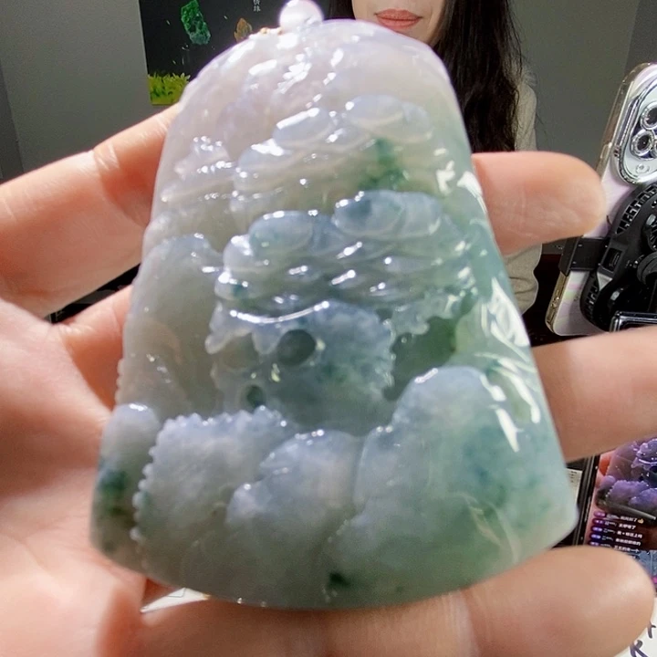 颈饰未镶嵌翡翠一