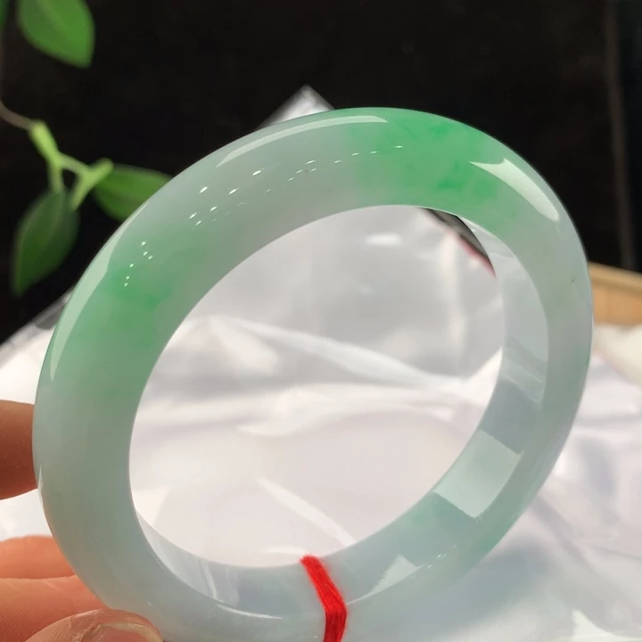 翡翠手镯未镶嵌111-1020