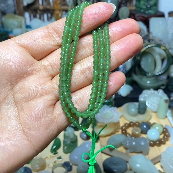 和田玉未镶嵌项链