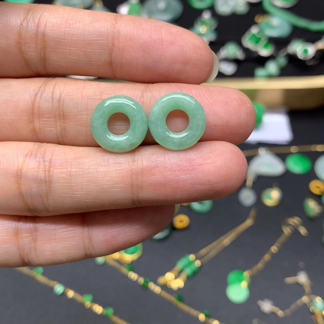 吊坠(不含链)未镶嵌翡翠有纹裂