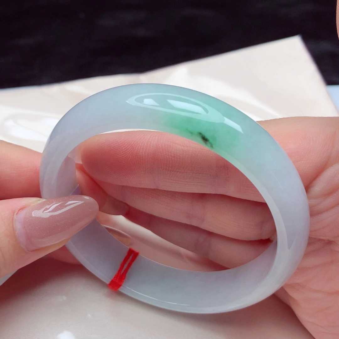 翡翠手镯未镶嵌手镯59