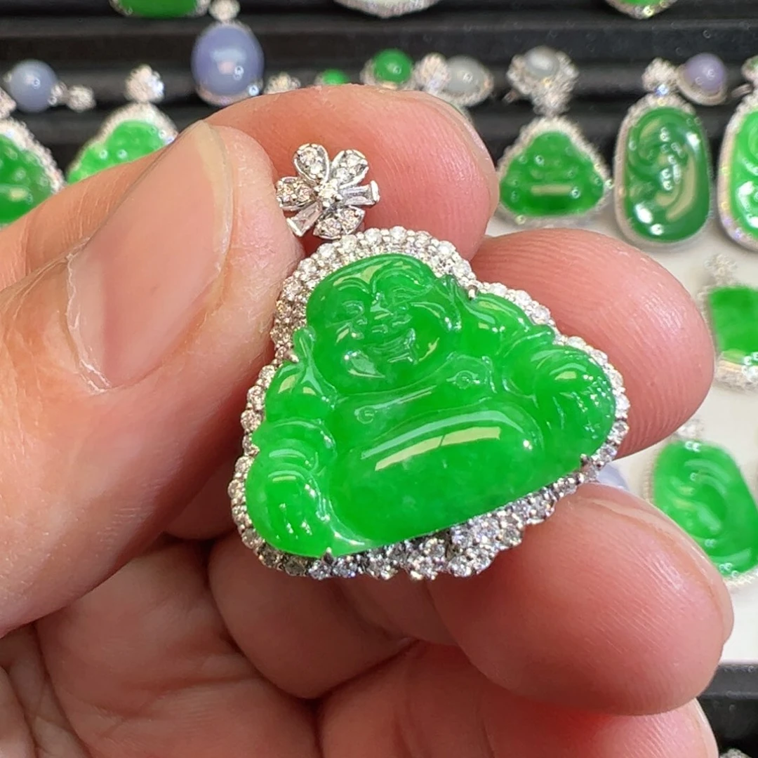 翡翠吊坠(不含链)18K金镶嵌