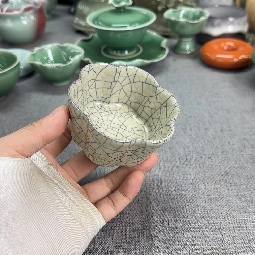 瓷器黄先生 正在放福利