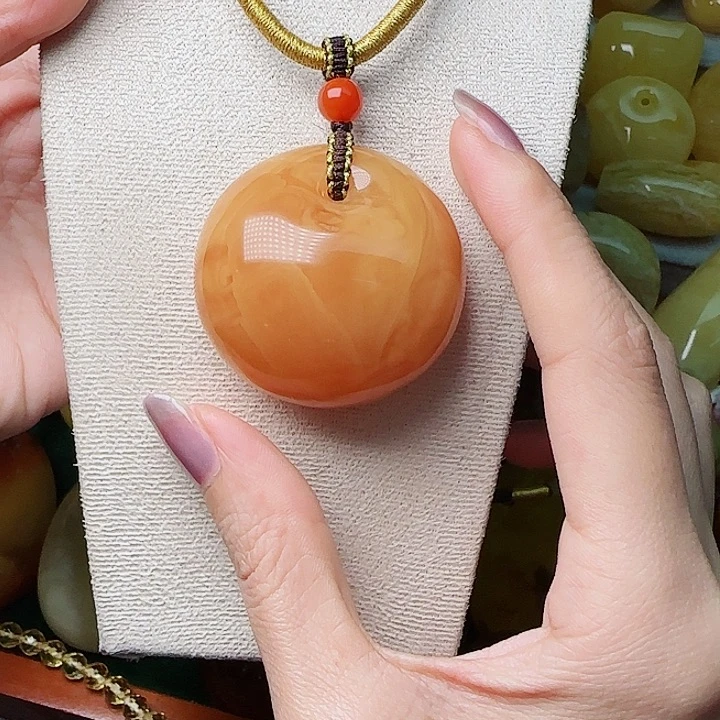 琥珀未镶嵌手链吊坠