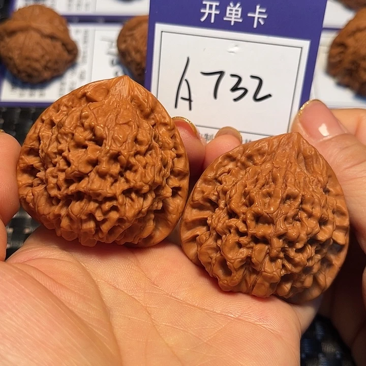 桃核把件48官帽A732