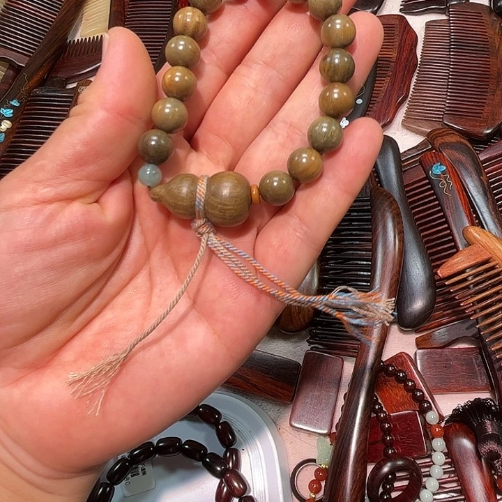 迷***爱香榧木绿檀木手串