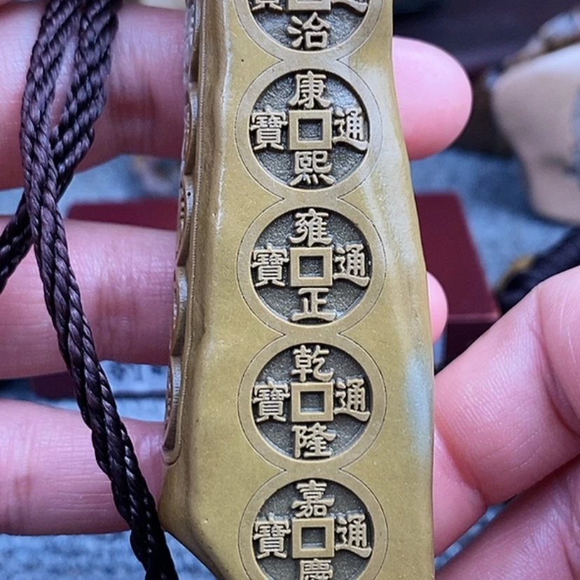 【闪购商品】原石雕刻手把件