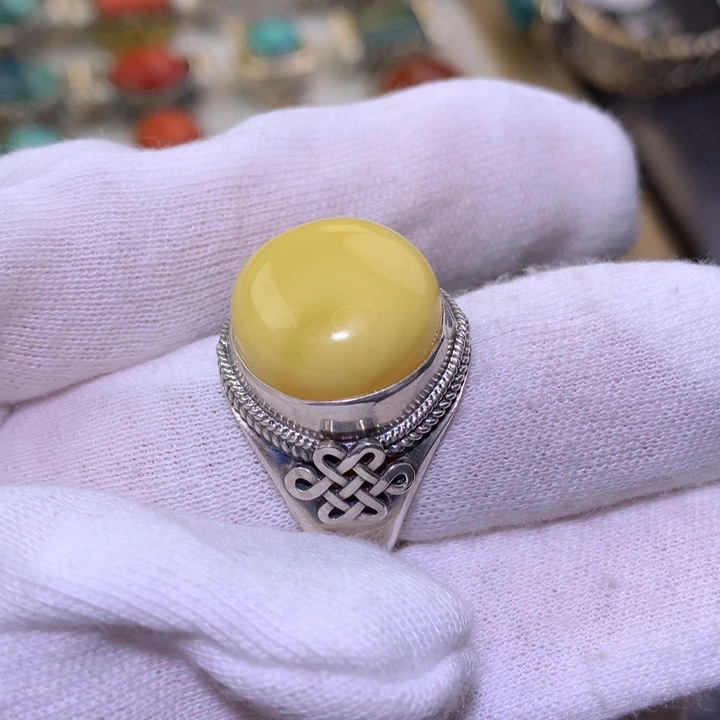 蜜蜡足银镶嵌戒指