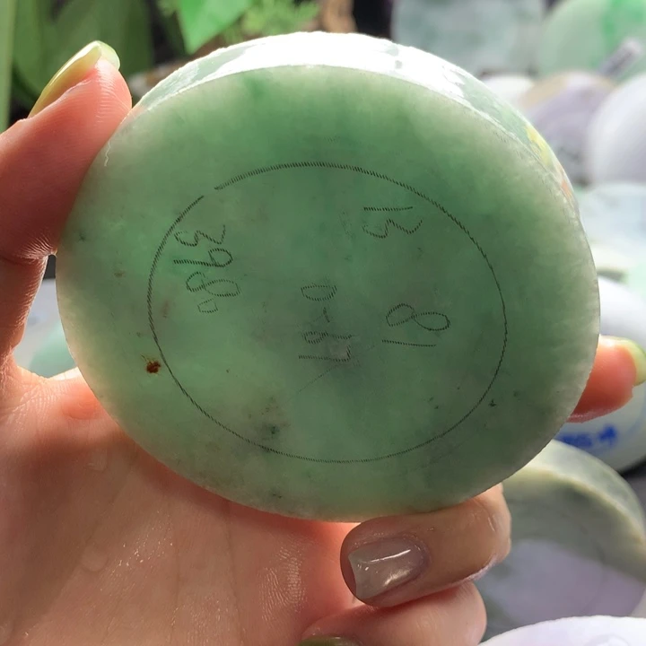 未镶嵌手镯定制翡翠