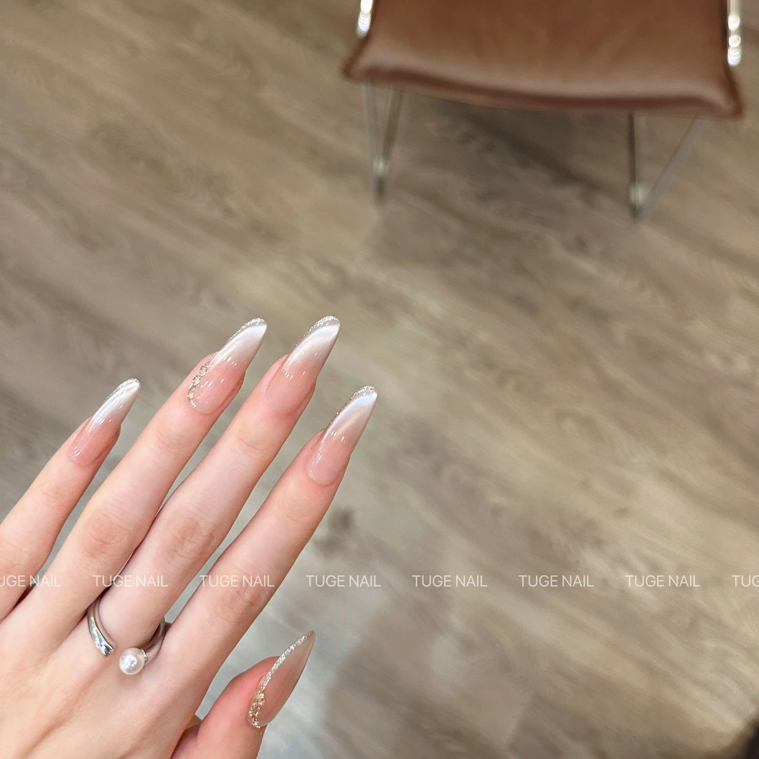TugeNail “流光”春季显白气质感猫眼手工短椭圆穿戴甲米米专属