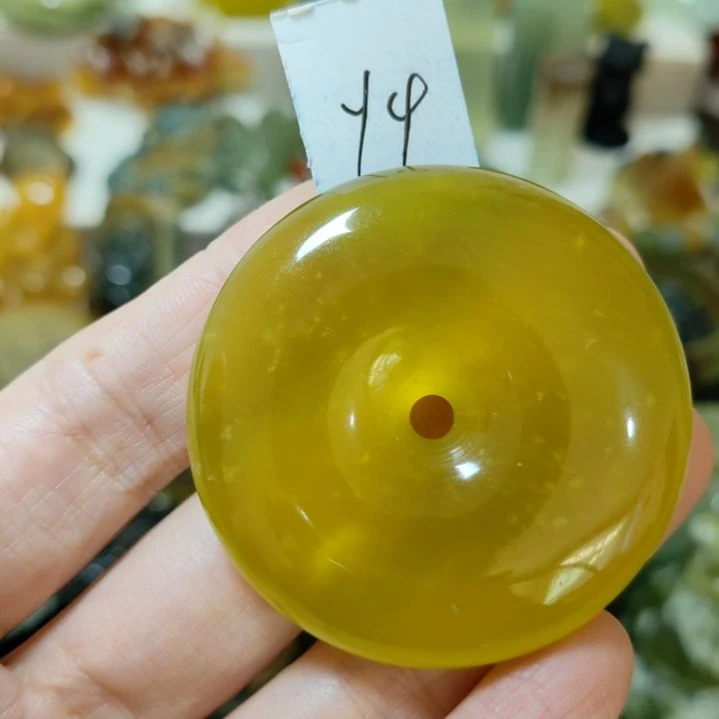 岫玉未镶嵌平安扣