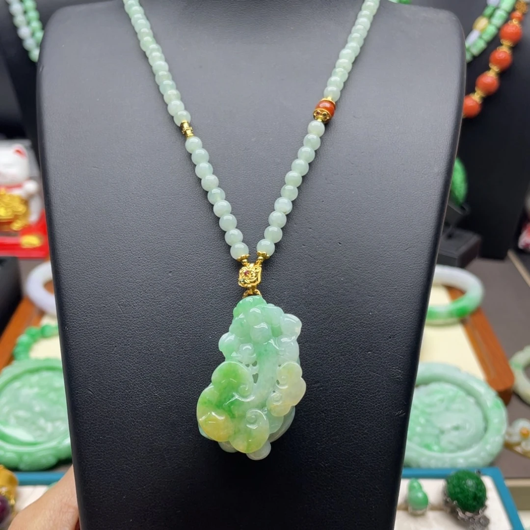 翡翠未镶嵌颈饰翡翠貔貅