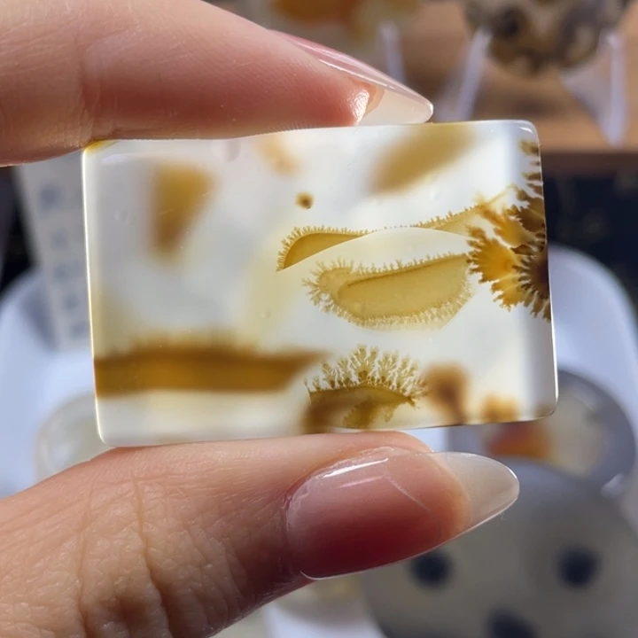 玛瑙/玉髓未镶嵌牌子