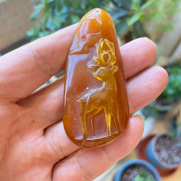 岫玉俏色巧雕梅花鹿一路连科一路有你红糖色手工雕刻