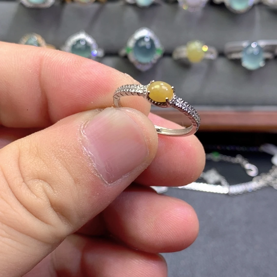 翡翠未镶嵌戒指翡翠