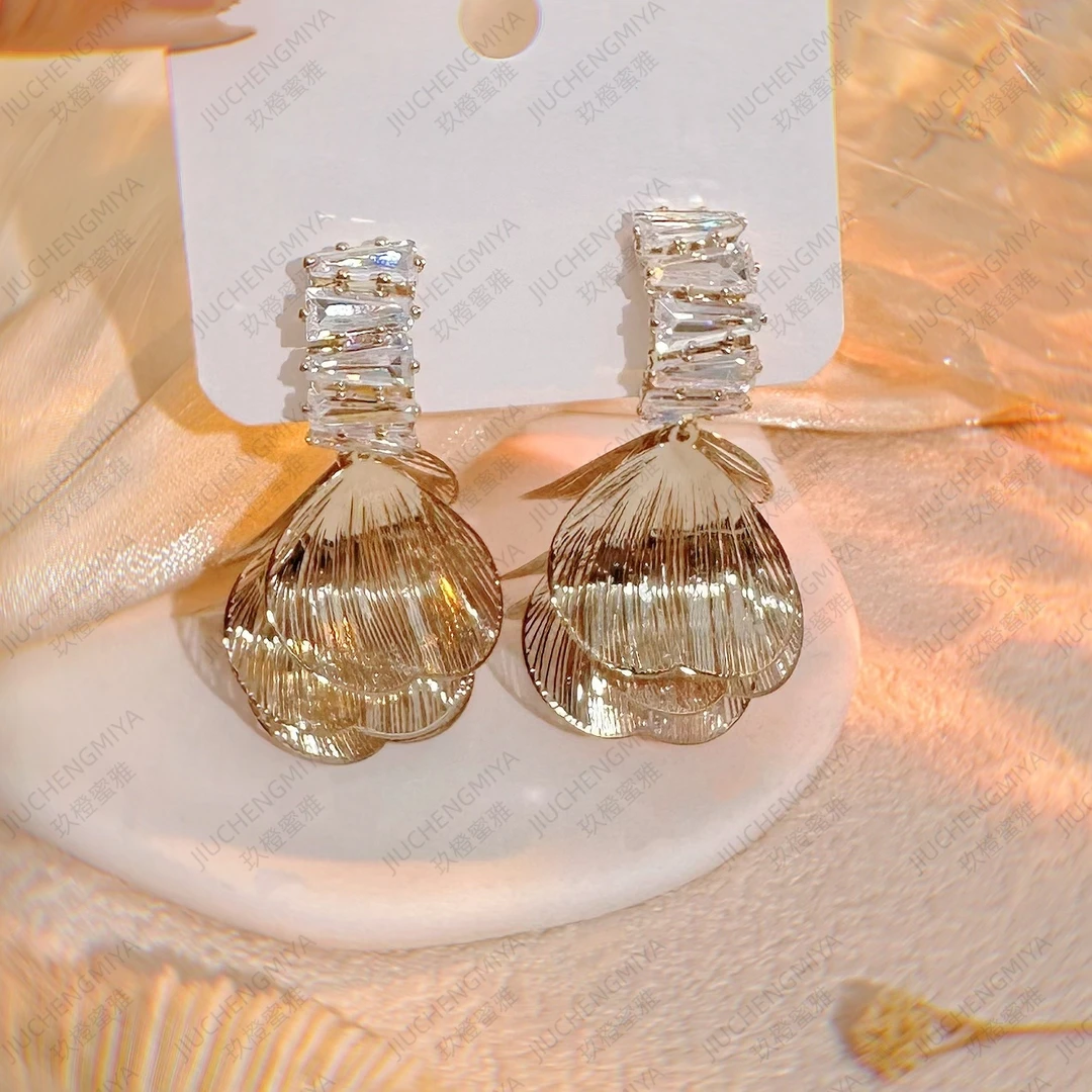 铜合金合成锆石耳饰 羽澜CH834时尚气质高级感个性百搭女精致耳环