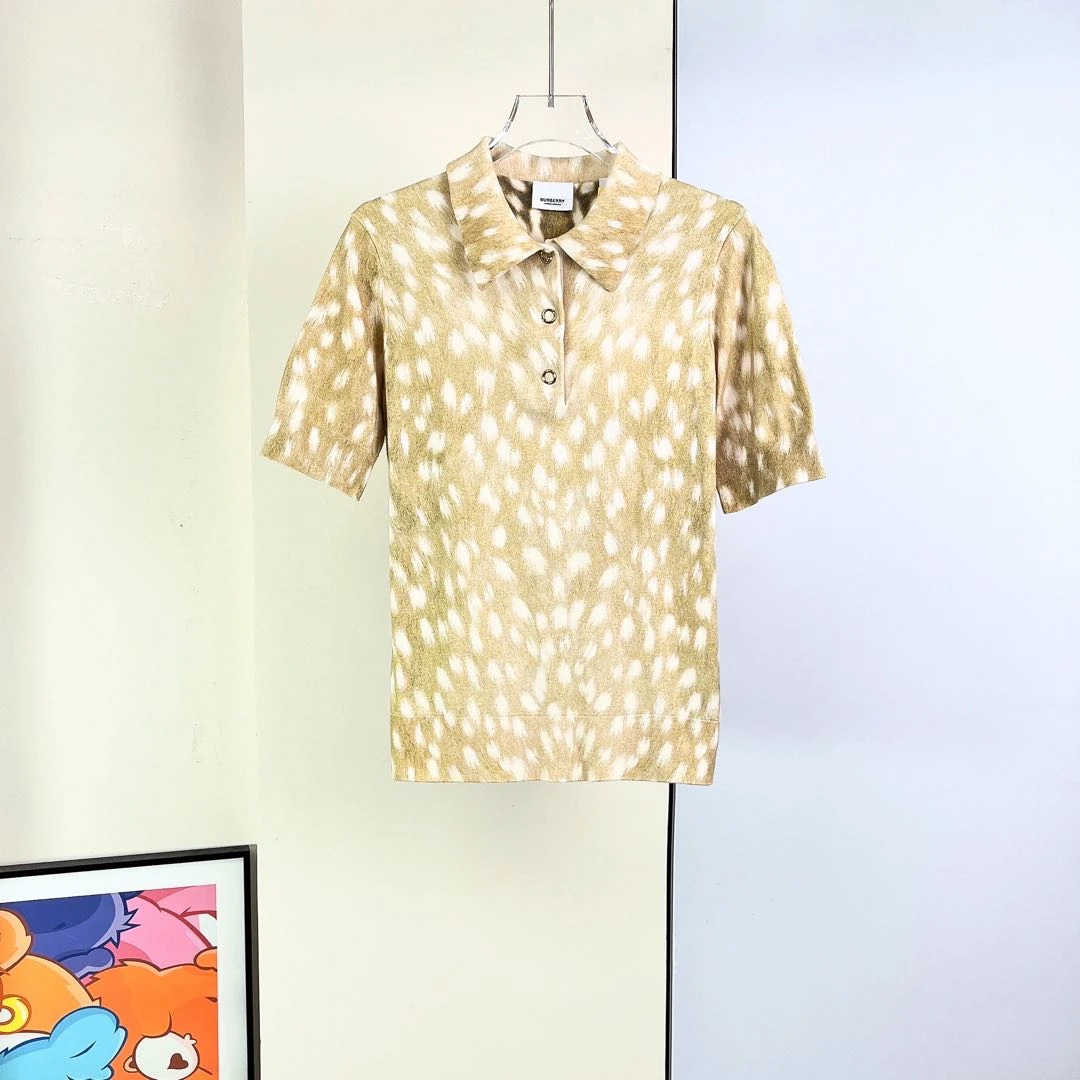 95新/Burberry / 针织短袖上衣/ S码/Xsps11498