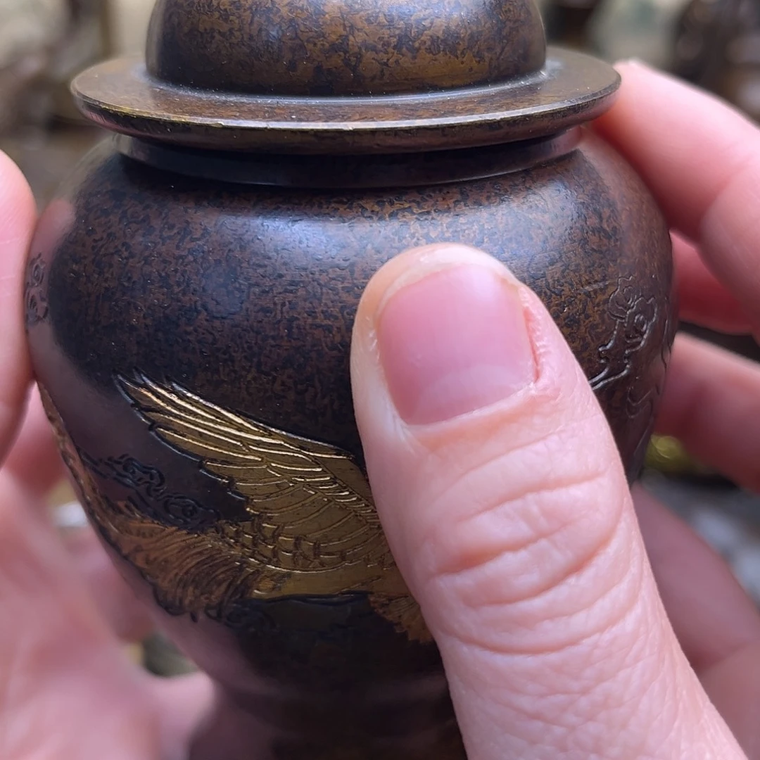 精美铜器批发档口