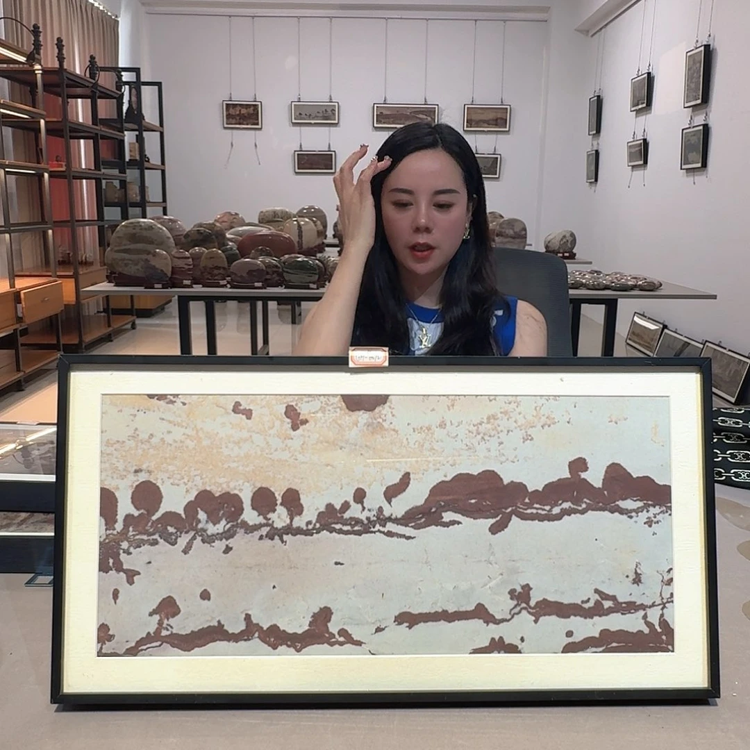 44×23长江画面石板画