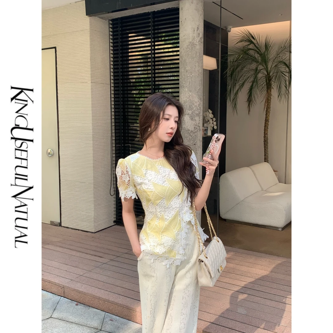 KUN【花楹】质感视觉 重工镂空短袖衬衫女夏季设计感修身显瘦上衣潮