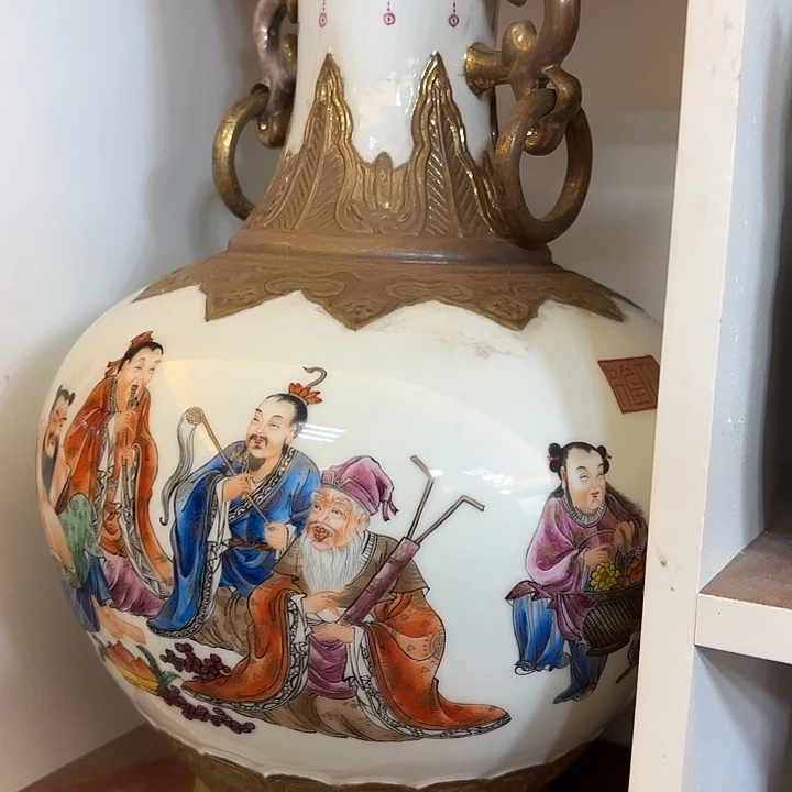 红***日陶瓷摆件不固定一件