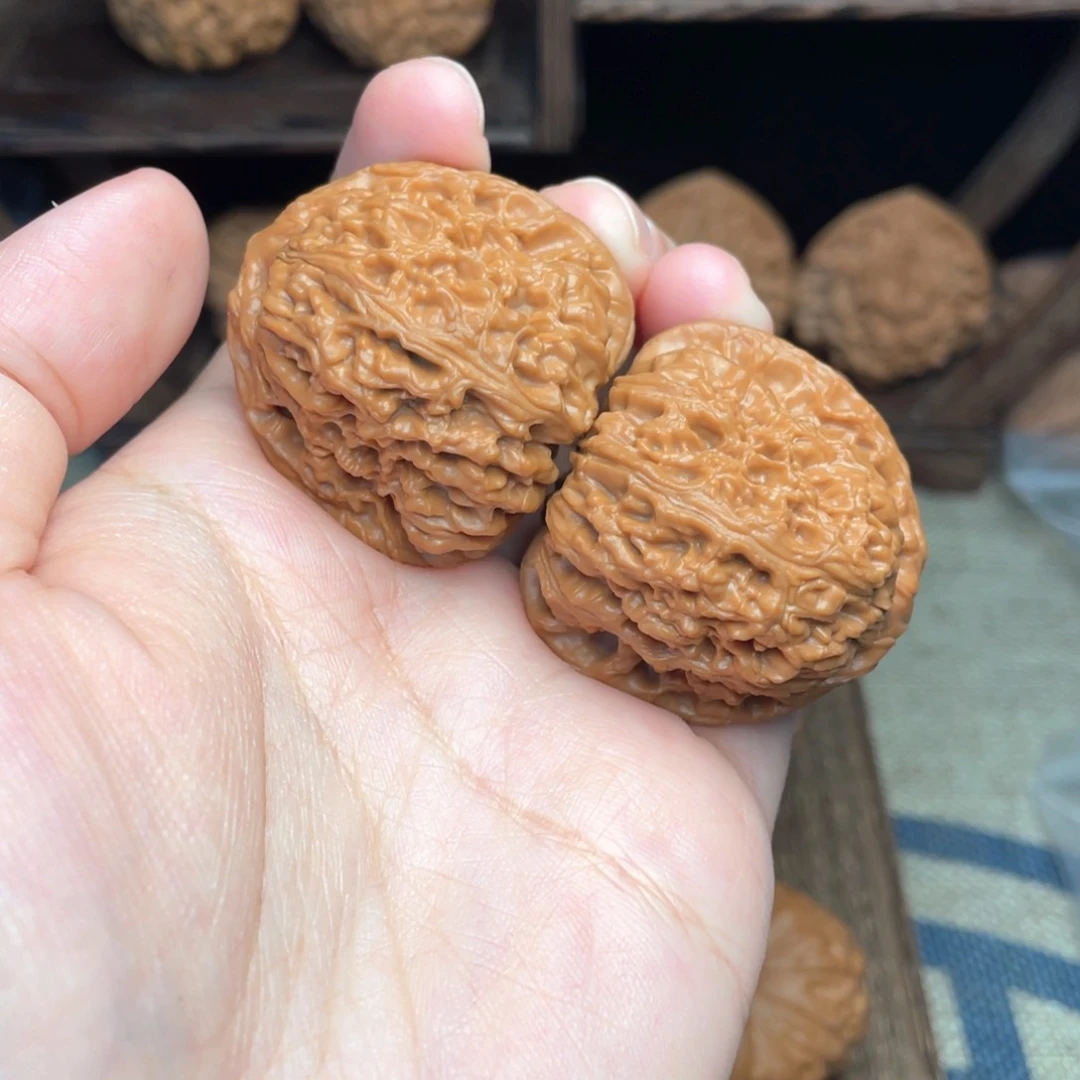 文玩核桃把件37南疆石