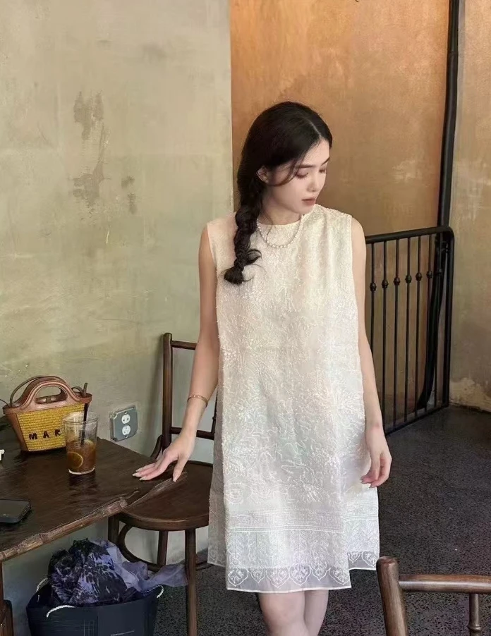 桑蚕丝重工钉珠手绣新中式无袖A摆礼服裙 （线下会所高定版）CL3928