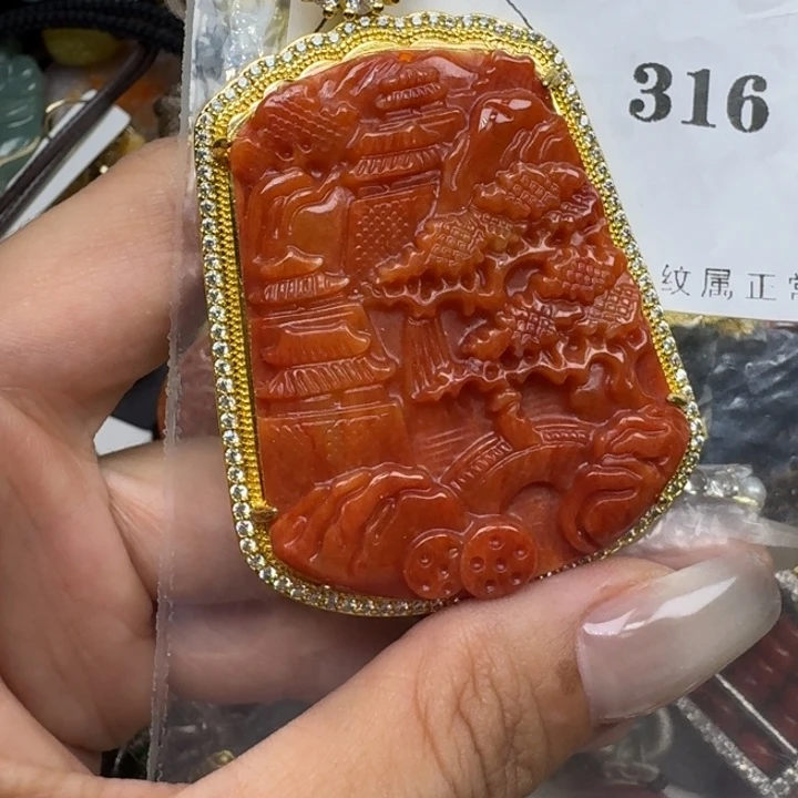 翡翠未镶嵌颈饰翡翠