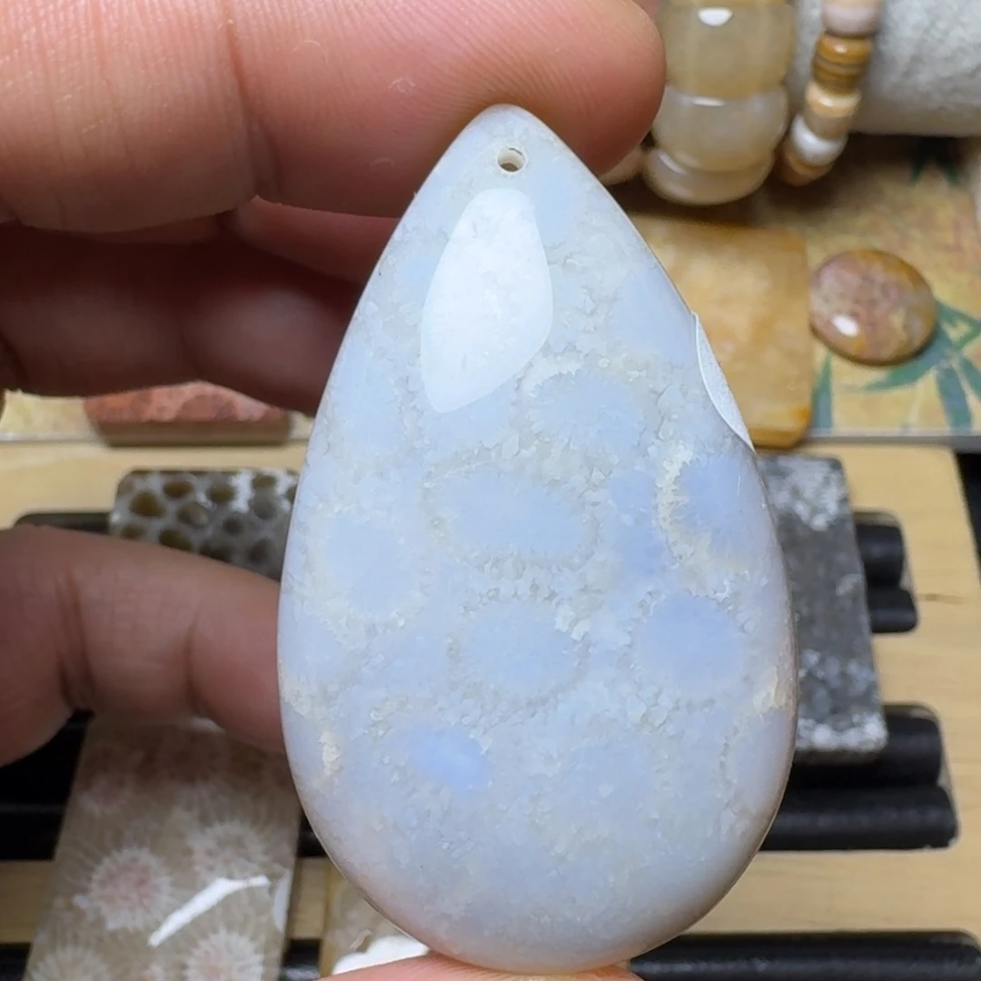 硅化玉纯天然有机玉石保真色未镶嵌灰 蓝 特色花纹