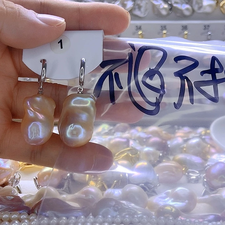 简***单颈饰银S925镶嵌淡水珍珠