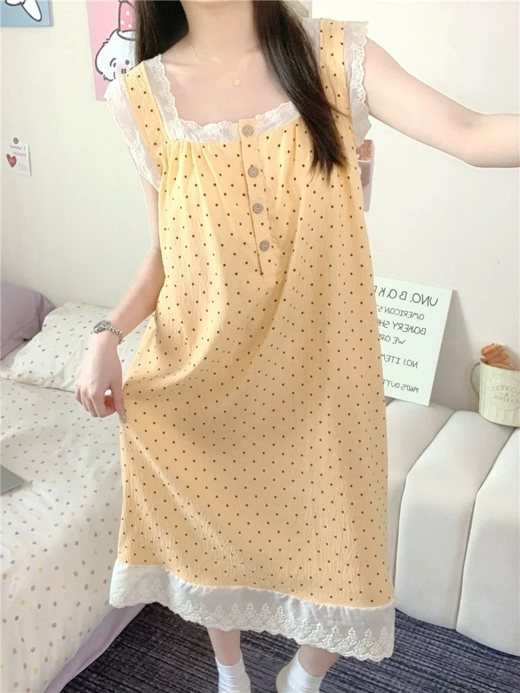少女甜美可爱蕾丝花边公主风波点带胸垫无袖睡裙女夏季吊带睡裙
