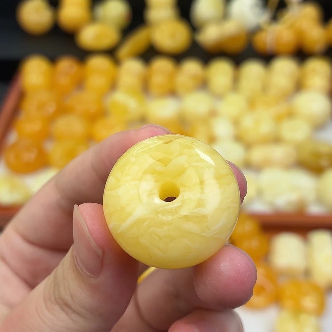 蜜蜡未镶嵌毛衣链蜜蜡