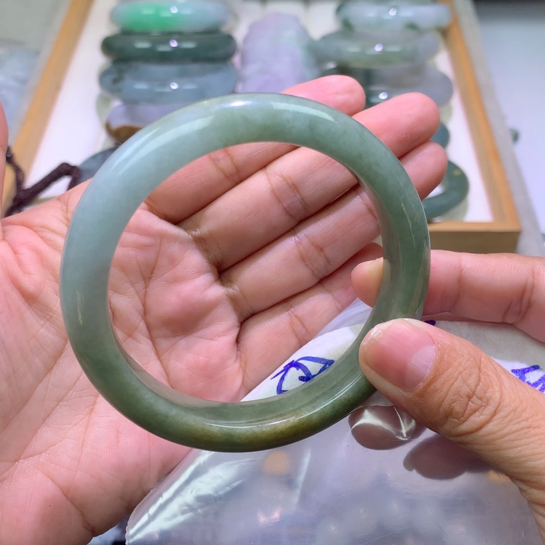 未镶嵌定制翡翠手镯58