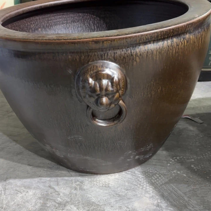 古铜狮子头微瑕尺寸63-43