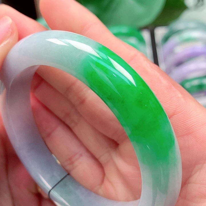 翡翠未镶嵌手镯天然翡翠手镯