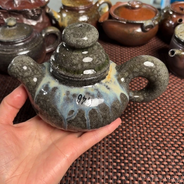 紫砂茶杯y***f玉化松鼠