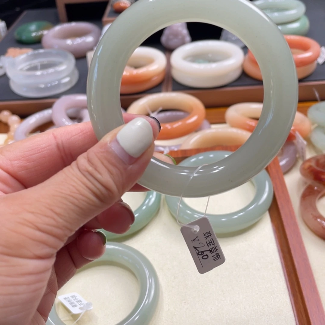 石英岩玉手镯未镶嵌A****r