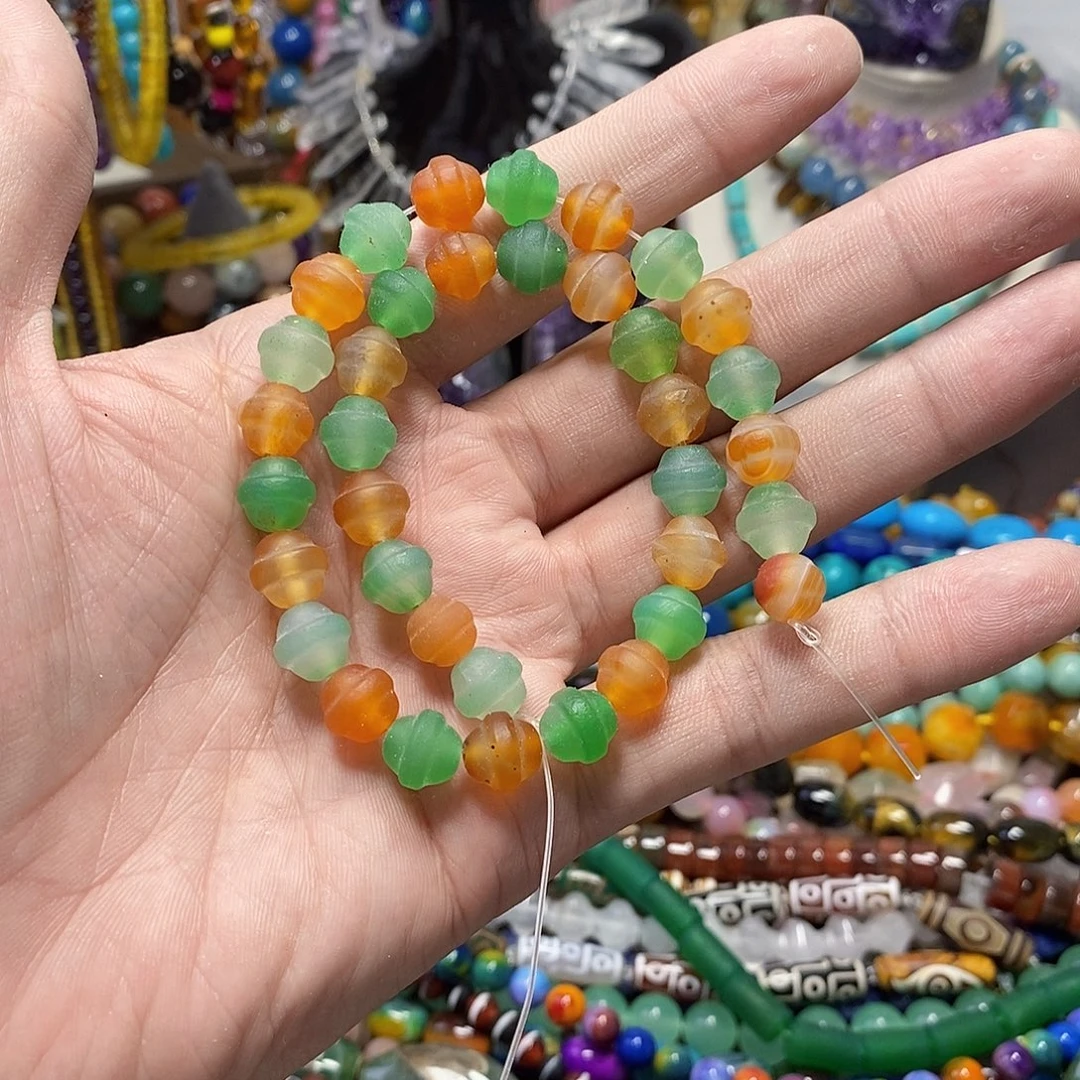 石英质玉未镶嵌，橘皮老玛瑙多宝飞碟10mm，