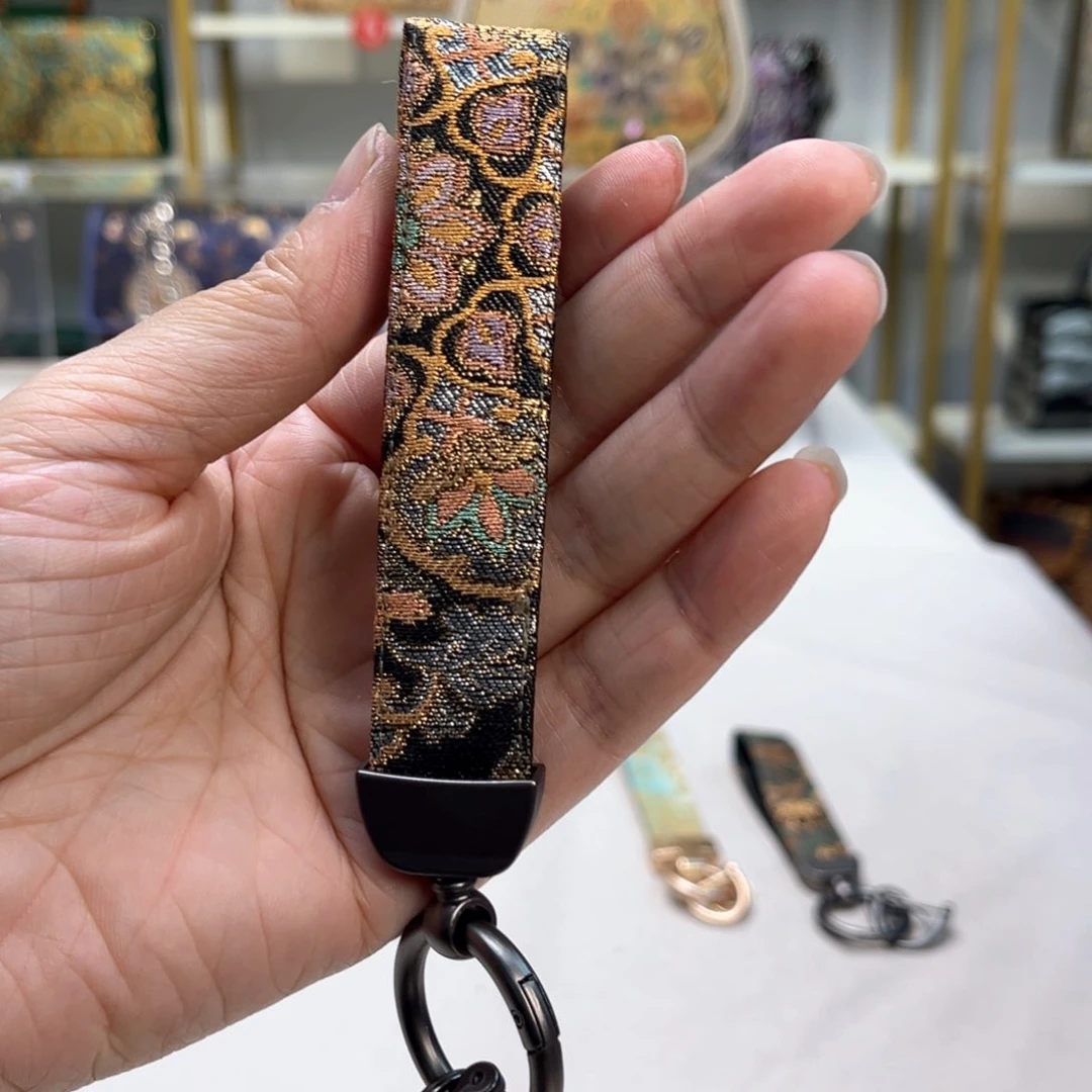 织绣颖直播间浮力大漏